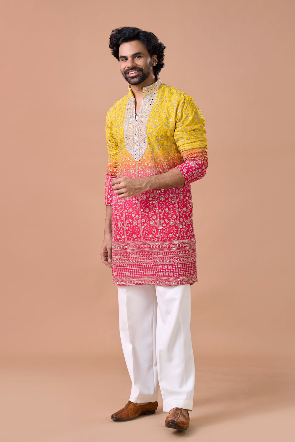 Buy men's embroidered kurta