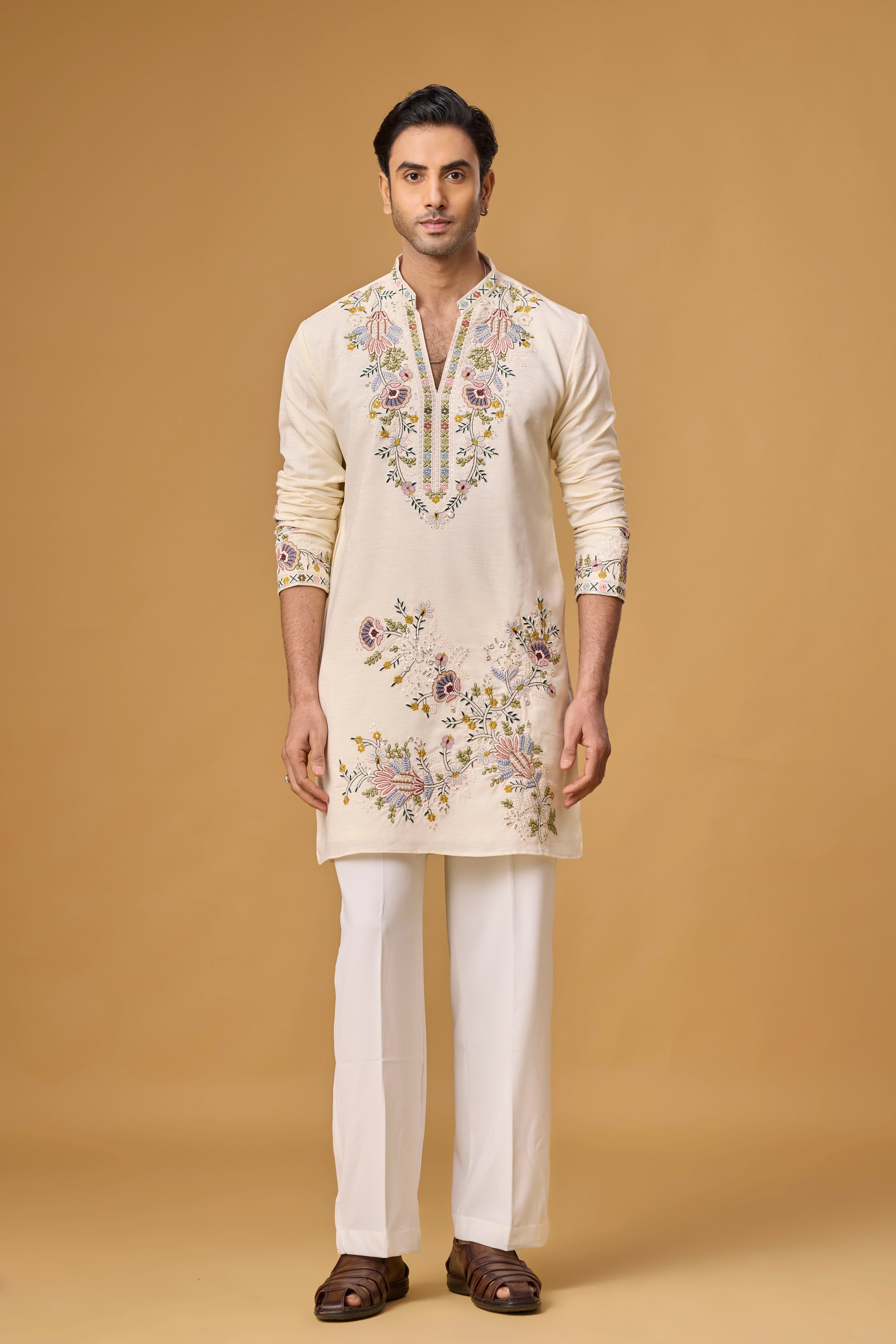 Off White Floral Heritage Embroidered Kurta Set