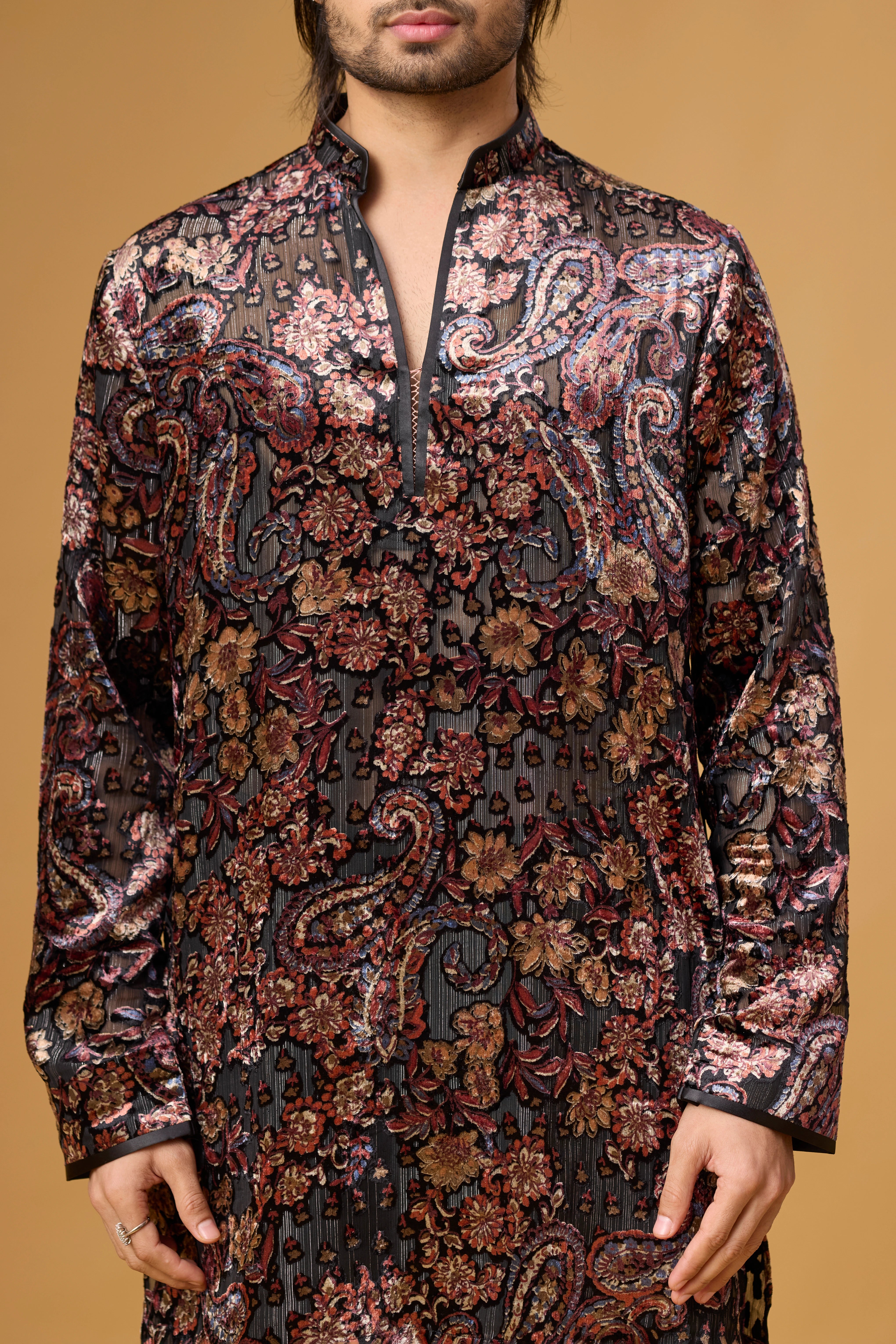 Luxury Black Paisley Kurta Pajama Set for Men | Mahavir NX