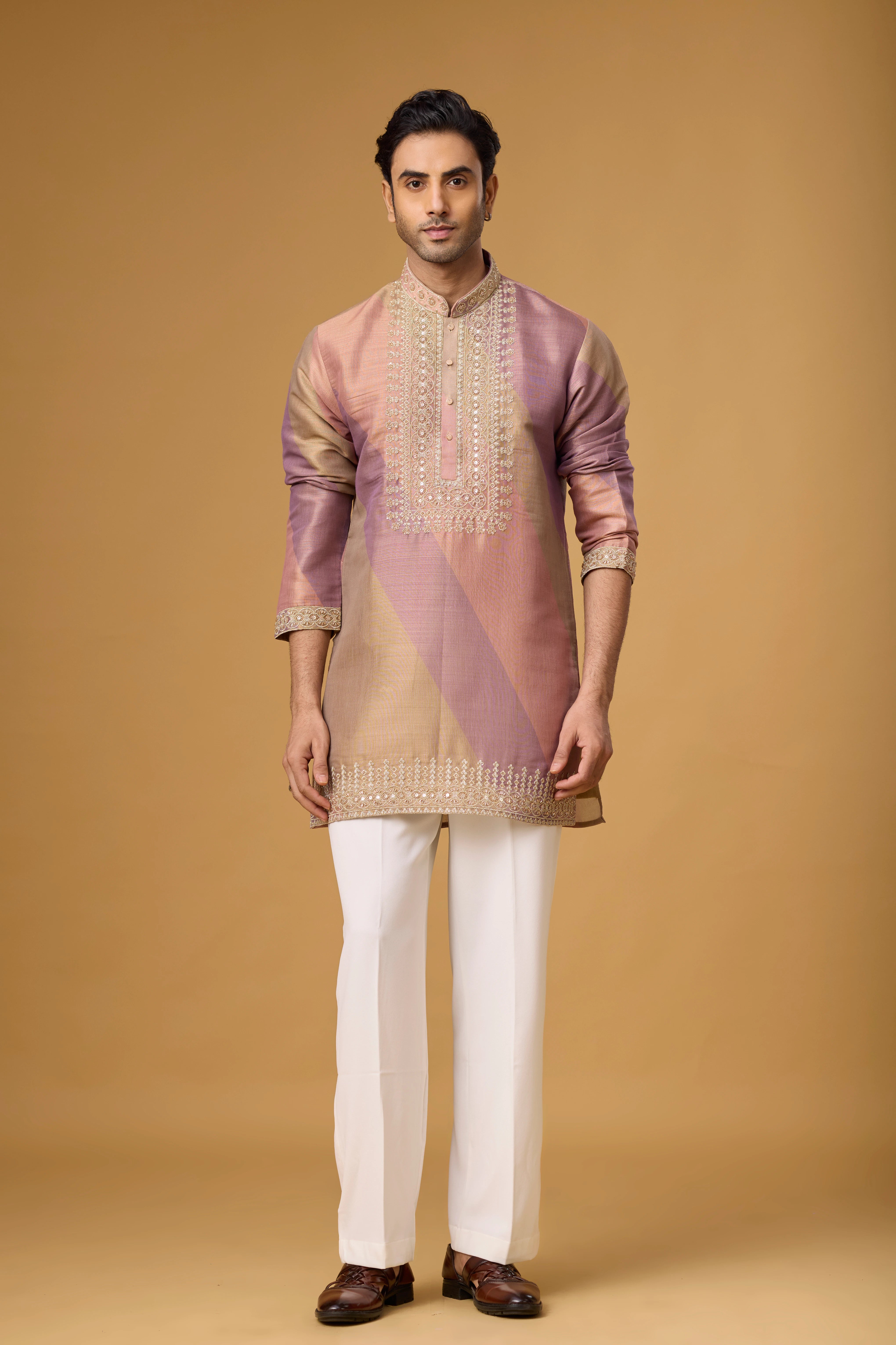 Rosé Heritage Geometric Embroidered Kurta Set