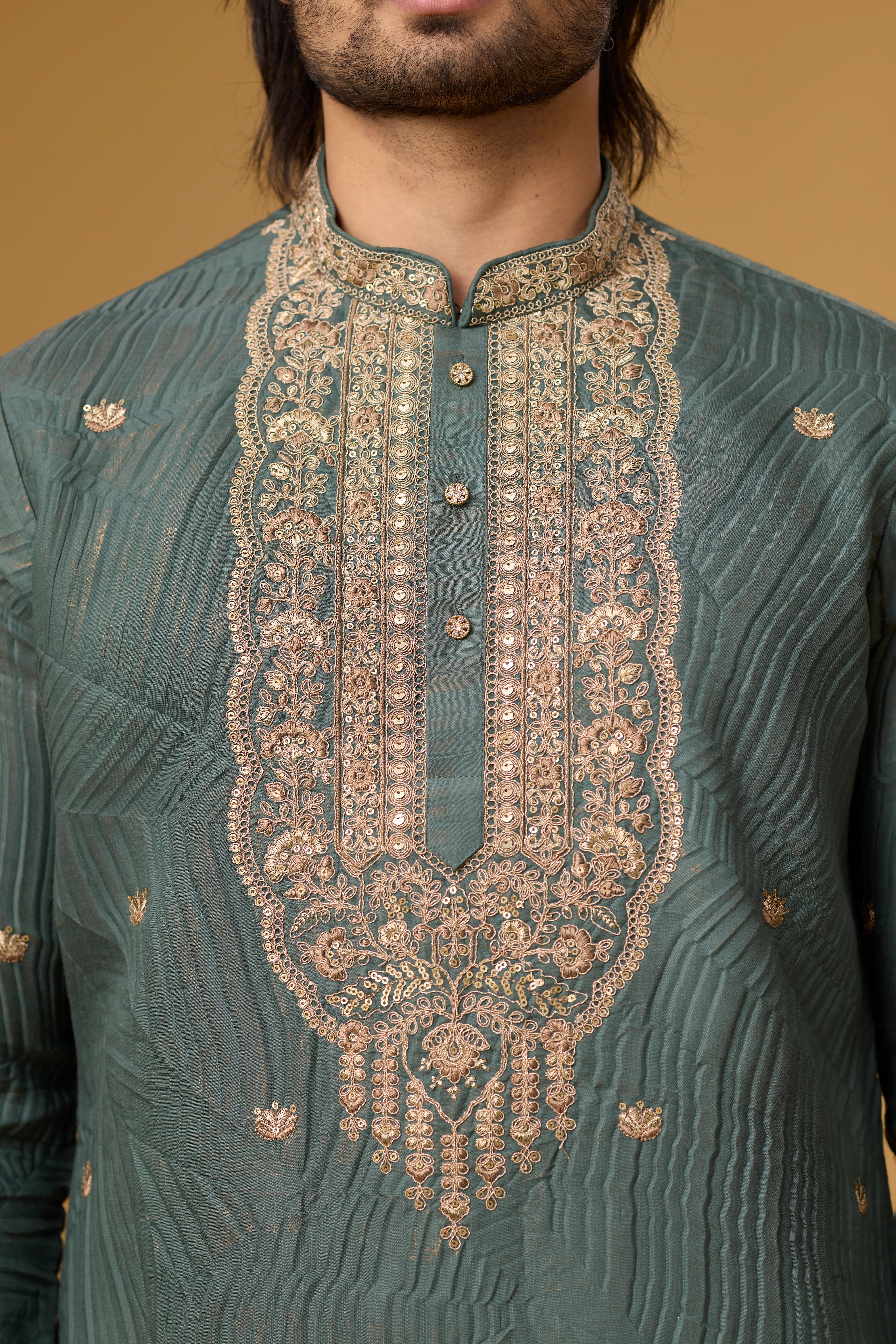 Premium Regal Embroidered Kurta Set – Reception Wear | Mahavir NX