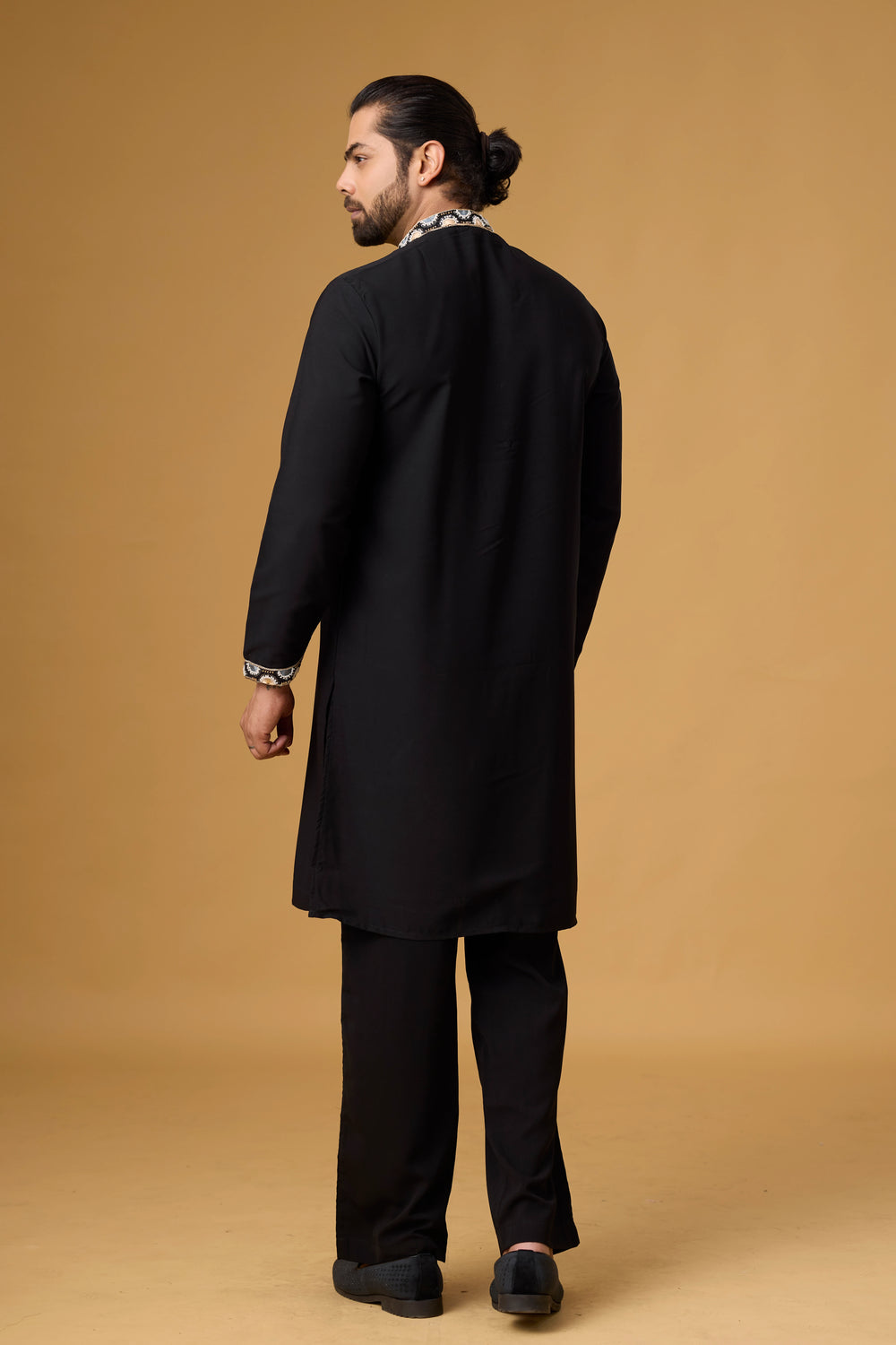 Regal Motif Black Kurta Pajama Set for Men – Front View | Mahavir NX