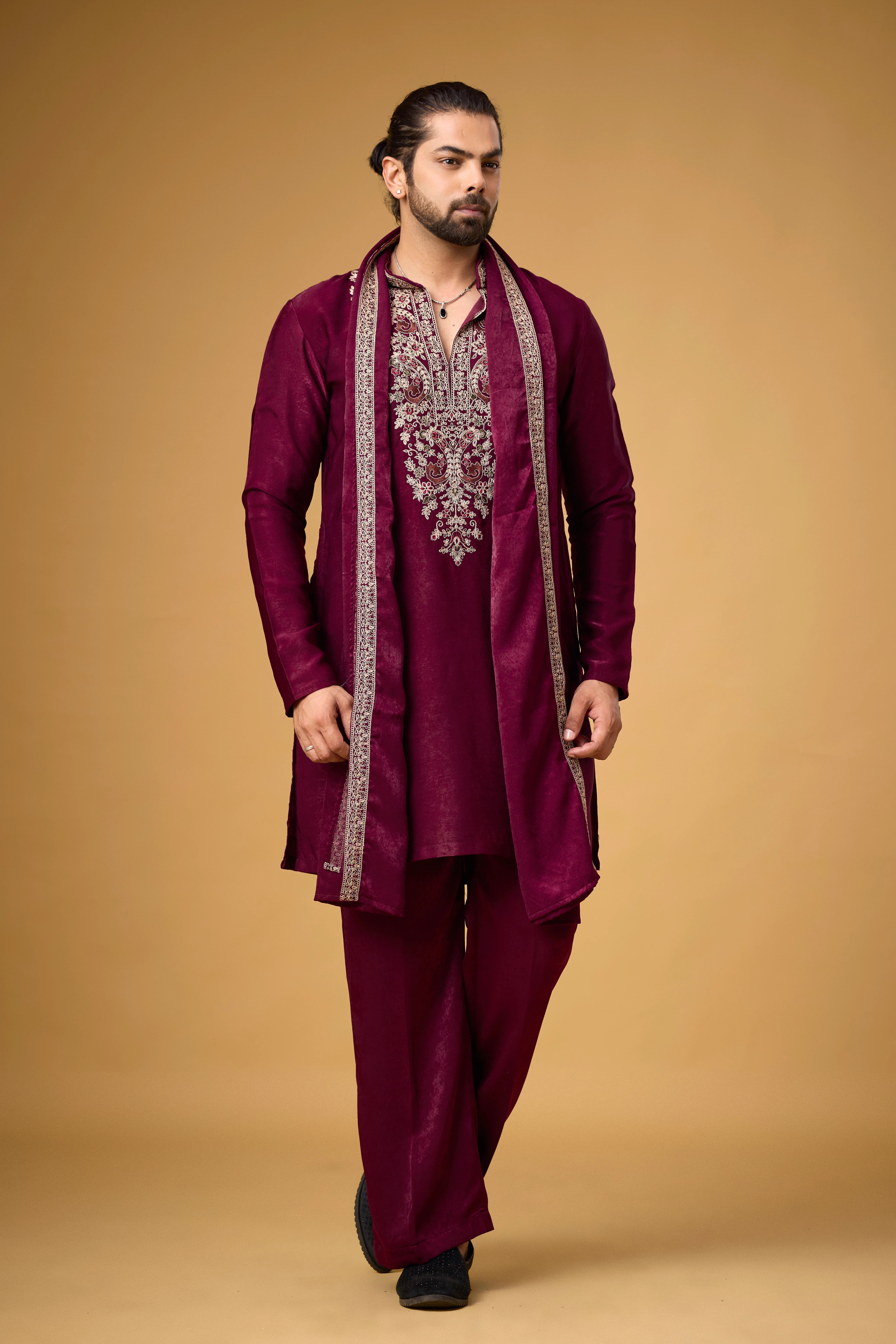 Royal Burgundy Embroidered Kurta Set with Stole