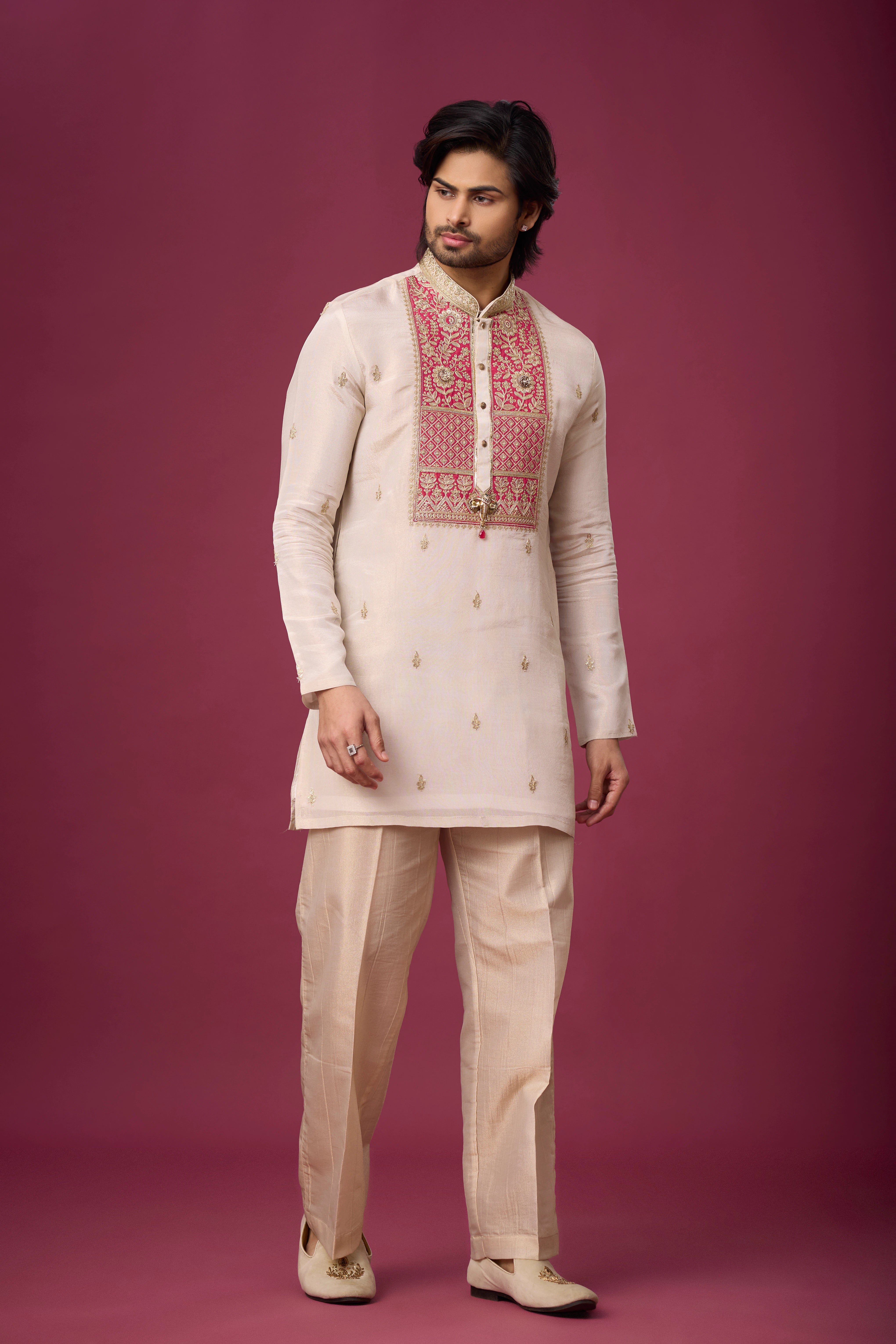 Off-White Rosé Heritage Embroidered Kurta Set