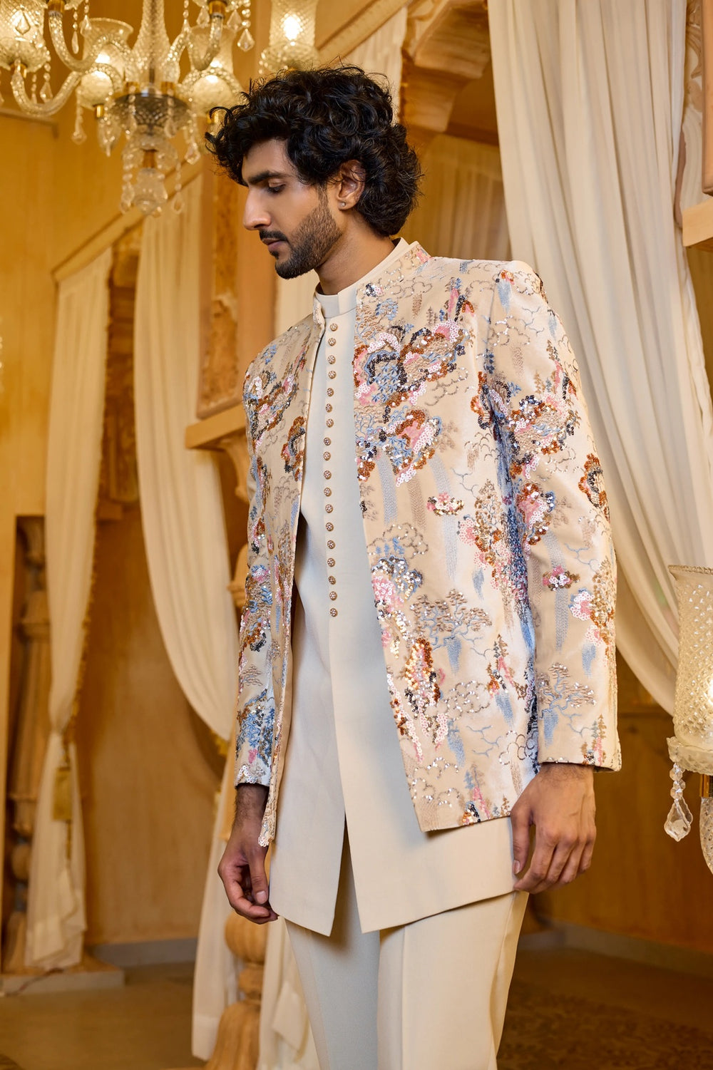 Embroidered indo-western kurta - Beige Embroidered Indo-Western Suit for Men